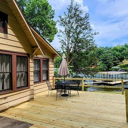 הוט ספרינגס #05 - Lakefront Two Bedroom Cottage- Pet Friendly מראה חיצוני תמונה